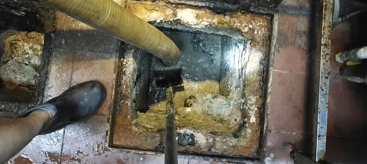 南城污水池清理一般都有毒气，怎么预防中毒呢？