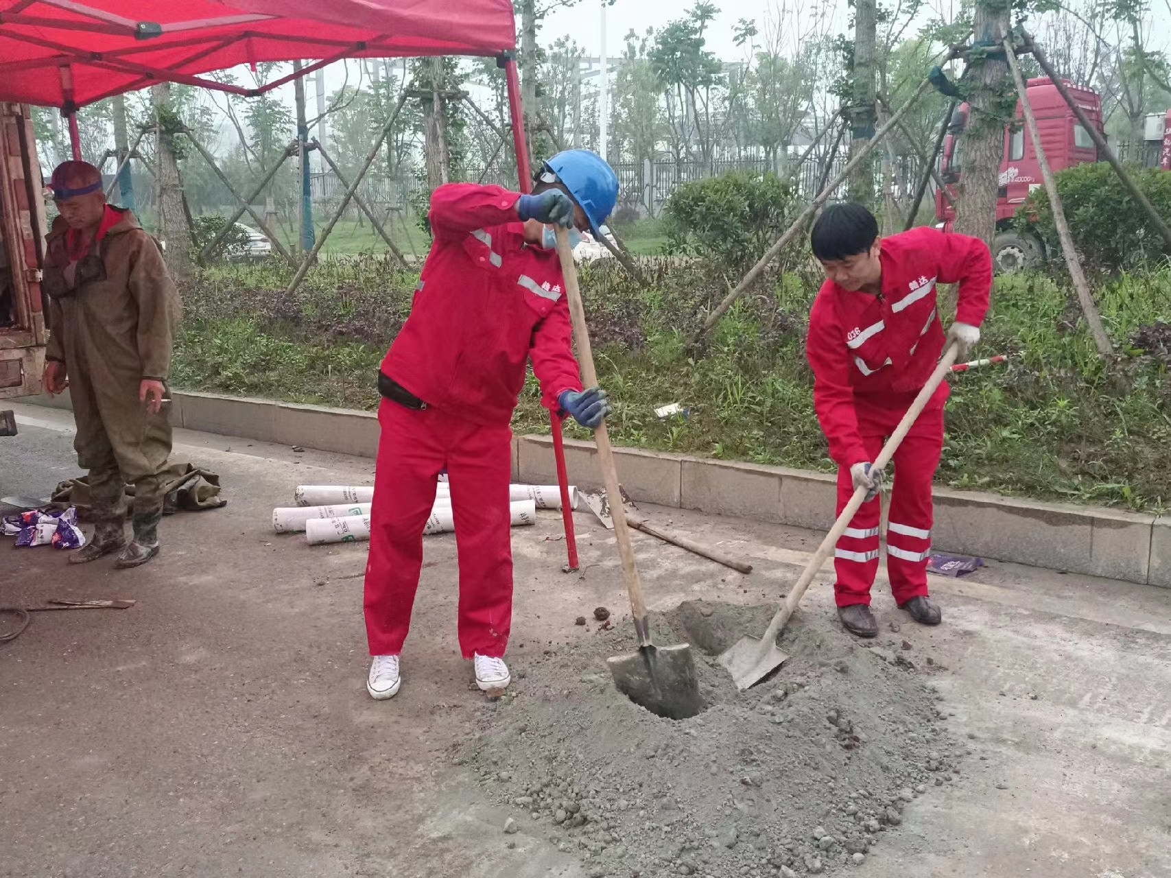 南城管道疏通哪家好】及时进行市政管道清淤