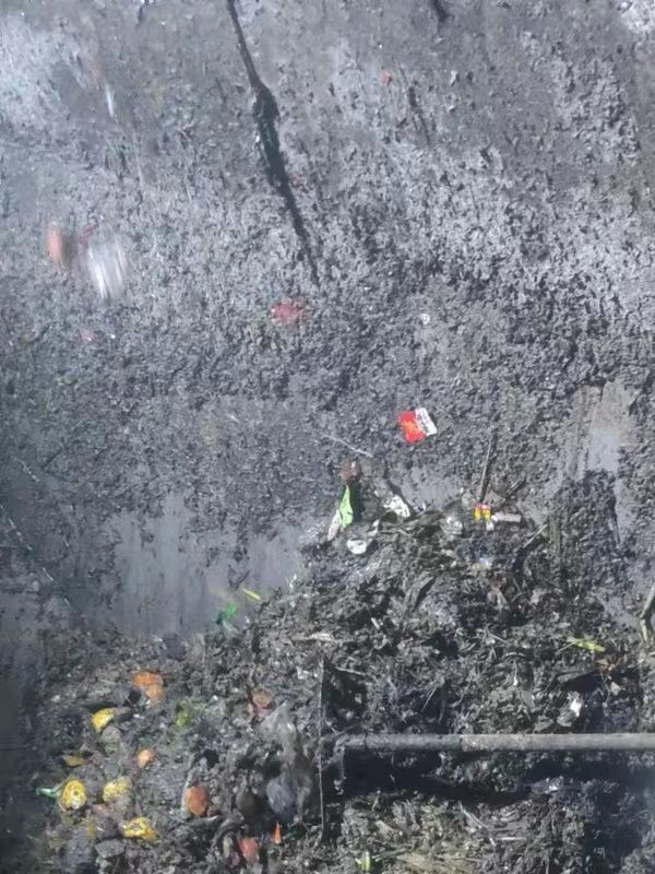 南城污水池清理